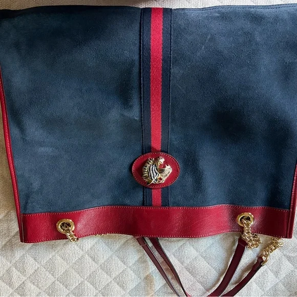 GUCCI Red Leather & Navy Suede Chain Strap Tote Bag. EUC!!!! No callouts!! - Picture 3 of 16